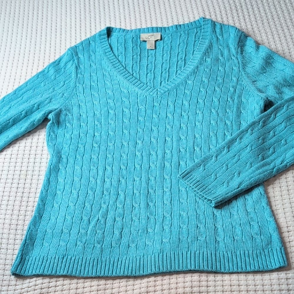 LOFT Women's Turquoise V-Neck Sweater